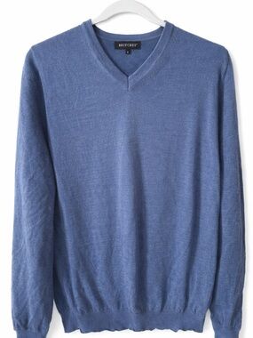 BRITCHES Men’s V-Neck Merino Wool Sweater in Dusty Blue